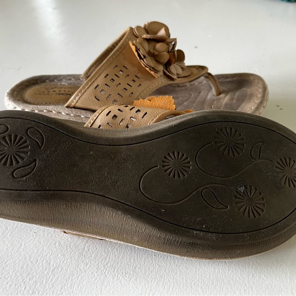 Sandals - Picture 3 of 3